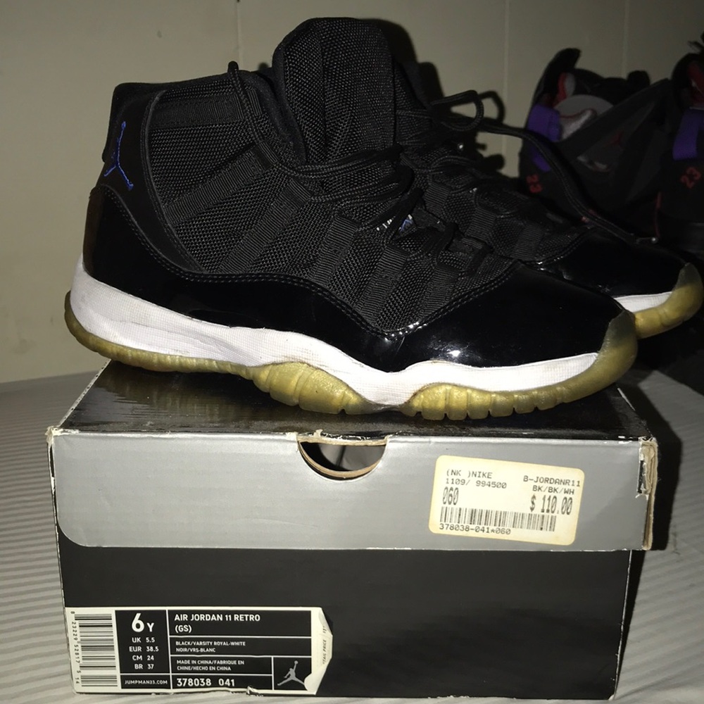 Air Jordan 11 Retro “Space Jams”.